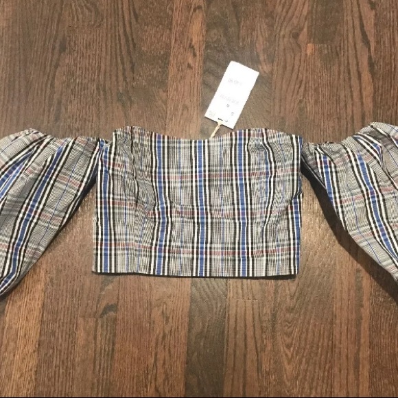 Zara Tops - NWT NEW ZARA OFF SHOULDER FLOUNCE CROP TOP SZ S